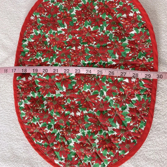 Vintage Red Green Festive Oval Christmas Placemats x2 - Picture 9 of 10